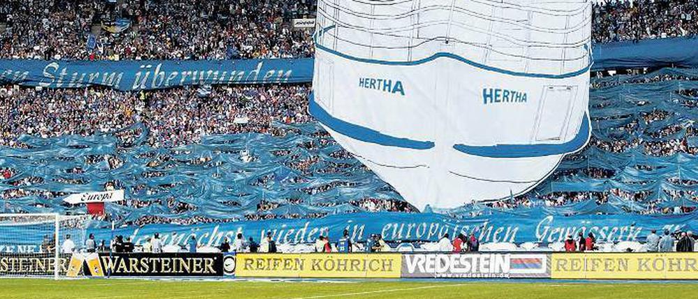 Das blau-weiße Gründungsschiff.