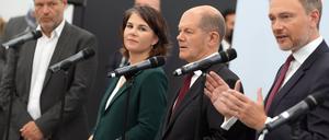 Die Ampel-Parteien machen schon vor Amtsantritt Corona-Versprechen.