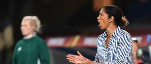 Mit dem Ergebnis gegen Italien war Steffi Jones zufrieden, mit der Leistung ihres Team nur bedingt. 