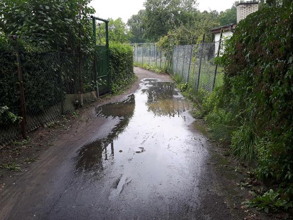 Und so geht es hinter der Schleuse weiter Richtung Spandau.