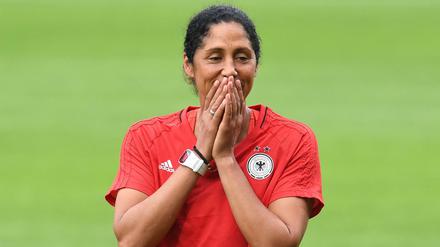 Bundestrainerin Steffi Jones fordert von ihren Spielerinnen mehr Effizienz.