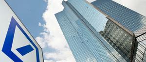 Aufwärts. Die Deutsche Bank legt kräftig zu.
