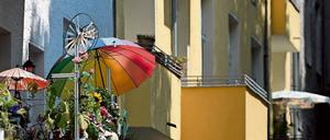 Ein schönes Heim, und bitte bezahlbar? In Berlin wird es immer schwieriger, so etwas zu finden. 