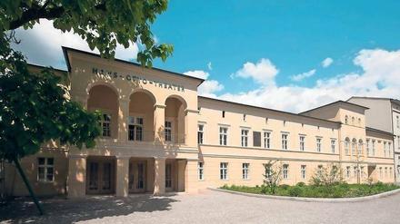 Das renovierte Vorderhaus steht unter Denkmalschutz. Theater wird hier aber nicht mehr gespielt.