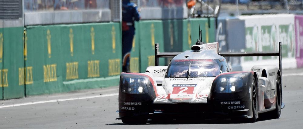 Timo Bernhard gewinnt im Juni 2017 im Porsche 919 Hybrid die 24 Stunden von Le Mans. In Zukunft will Porsche in der Formel E jubeln.