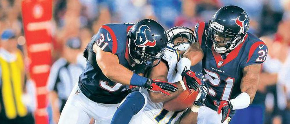 Das Risiko spielt mit. Bei Footballern wurde oft eine chronische traumatische Enzephalopathie (CTE) festgestellt.