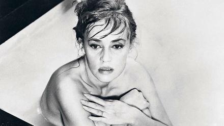 Jeanne Moreau (1928-2017) am Set des Films "Eva" im Jahr 1961.