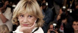 Liebende, Hure, Nonne, „Femme fatale“ und Königin. Jeanne Moreau hat so ziemlich alles gespielt. Nun ist die französische Ikone im Alter von 89 Jahren gestorben.