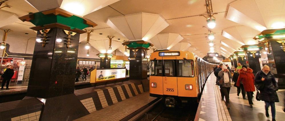 U-Bahnhof Rathaus Spandau.