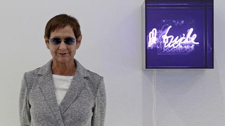 Der mit 10 000 Euro dotierte Deutsche Lichtkunstpreis geht dieses Jahr an die österreichische Künstlerin Brigitte Kowanz.