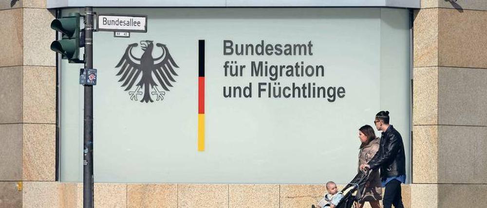 Überlastet. Das Bundesamt für Migration und Flüchtlinge hat im vergangenen Jahr 700.000 Asylentscheidungen getroffen.