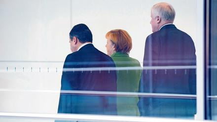 Sigmar Gabriel, links, war einmal SPD-Vorsitzender. Manchmal spricht er noch immer wie einer.