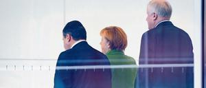 Sigmar Gabriel, links, war einmal SPD-Vorsitzender. Manchmal spricht er noch immer wie einer.