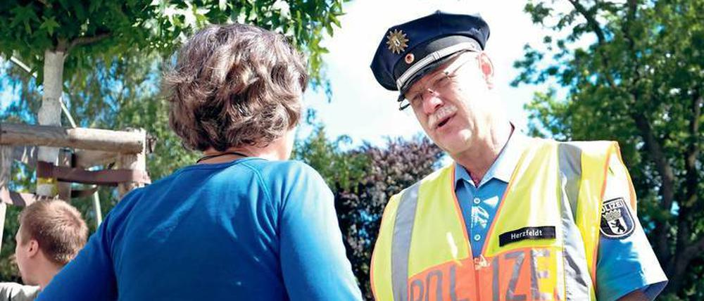 Auf Streife. Die Gegend um den Polizeiabschnitt 55 ist Peter Herzfeldts Einsatzgebiet.