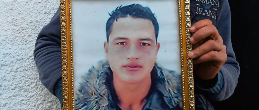 Ein Polizist erschoss Anis Amri in Mailand. Er war auf der Flucht, nachdem er zwölf Menschen auf dem Breitscheidplatz getötet hatte.