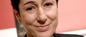 Dunja Hayali fetzt sich auf Facebook mit User Emre über die Türkei.