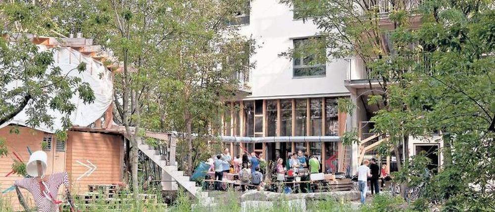 Das 2016 mit dem Berliner Architekturpreis ausgezeichnete Bauprojekt Spreefeld gehört zu den Beispielen, die im Vitra Design Museum vorgestellt werden.