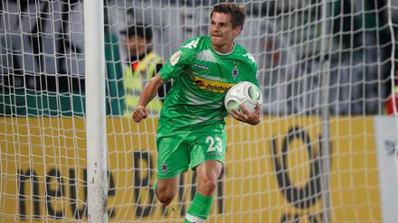 Jonas Hofmann wurde spät eingewechselt und leitete noch später die Wende für Gladbach in Essen ein.
