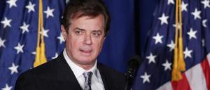 Wahlkampfmanager Paul Manafort im April 2016 vor einer Rede Trumps in Washington.