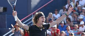 Da kann man sich schon mal freuen. Alexander Zverev besiegt Roger Federer im Finale von Montreal klar.