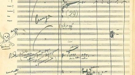Handschrift und Drama. Eine Partiturseite aus Puccinis „La Bohème“, mit Mimìs Tod, erkennbar am Totenkopf. Die Autografe werden jetzt digital aufbereitet. 