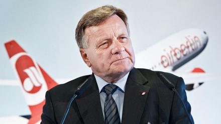 Der damalige Vorstandsvorsitzende von Air Berlin, Hartmut Mehdorn, bei einer Pressekonferenz im September 2012.