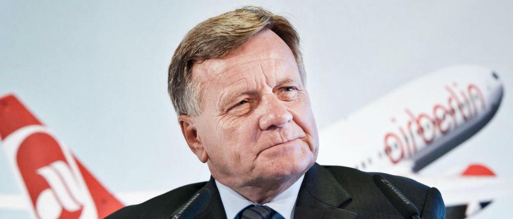 Der damalige Vorstandsvorsitzende von Air Berlin, Hartmut Mehdorn, bei einer Pressekonferenz im September 2012.