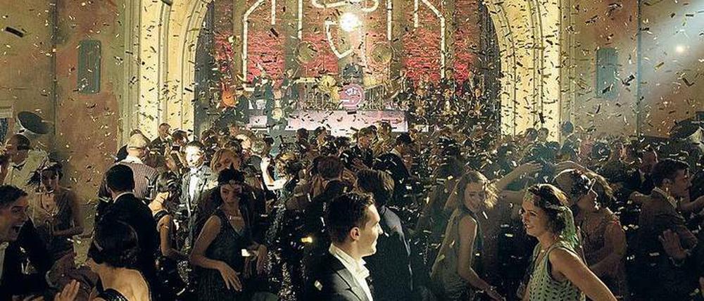Die Welt von "Babylon Berlin", das ist der schon zur Redewendung geronnene Tanz auf dem Vulkan, kurz bevor er explodiert.