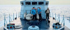 Flüchtlingsretter im Einsatz auf dem Mittelmeer.