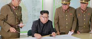 Machthaber Kim Jong Un bei einem Briefing in Pjöngjang.