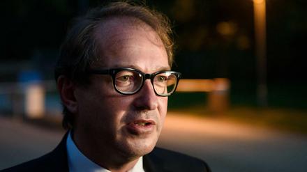 In Sachen Tegel hat sich Alexander Dobrindt als Meister taktischer Spiele erwiesen.