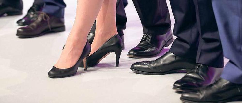 Nur wenige Frauen sitzen in den Vorständen von Dax-Unternehmen. 