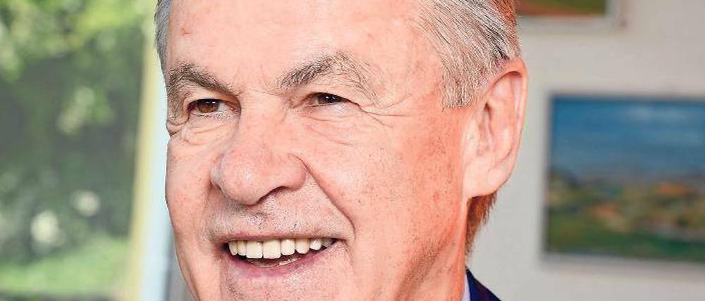 Ottmar Hitzfeld glaubt an das Unmögliche: einen Überraschungsmeister. Er selbst zählt zu den erfolgreichsten Trainern der Bundesliga. 