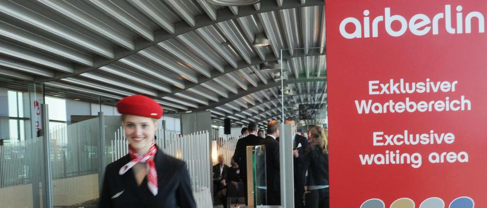 4000 der mehr als 8000 Air-Berlin-Mitarbeiter zählen zum fliegenden Personal.
