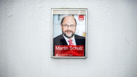 Ein Wahlplakat des SPD-Spitzenkandidaten für die Bundestagswahl, Martin Schulz, in Hannover.