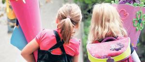 Für viele Eltern ist schon die Suche nach dem richtigen Schulplatz für ihre Kinder ein großes Hindernis. 