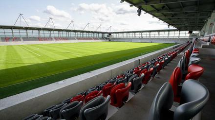 Der Stolz des Präsidenten. Im neuen Nachwuchsleistungszentrum des FC Bayern kann ab sofort die Zukunft entwickelt werden.