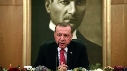 Alle diplomatischen Warnschuss der EU hat türkische Präsident Recep Tayyip Erdogan bisher überhört.