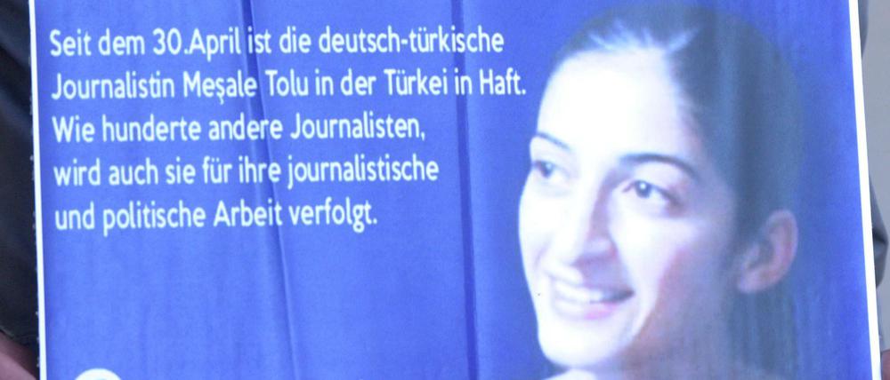 Mesale Tolu muss bis zum Beginn ihres Prozesses im Oktober in Haft bleiben.