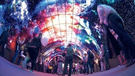 Die Welt ist hochauflösend – ist die Botschaft der TV-Gerätehersteller auf der Funkausstellung. Die ARD möchte per Satellit am liebsten nur noch in HD senden.