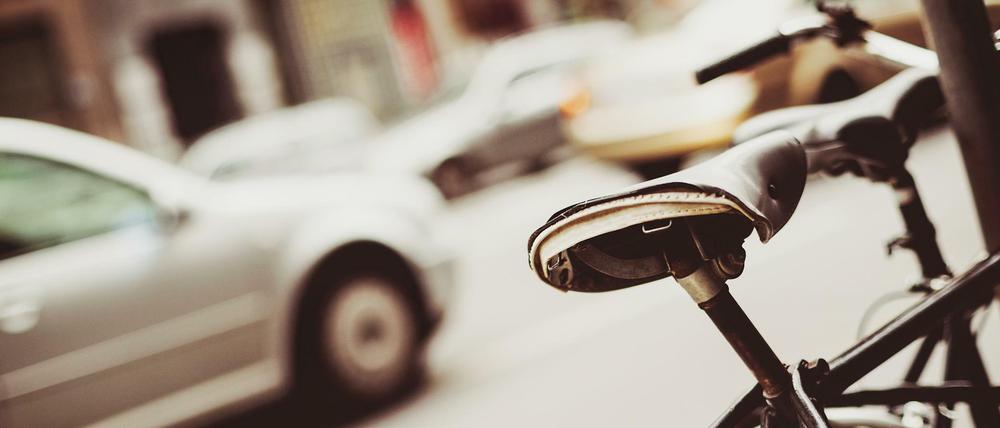 "... insbesondere den sträflich vernachlässigten Fahrradverkehr" will die FDP Friedrichshain-Kreuzberg voranbringen und hat dazu elf Punkte erarbeitet. 