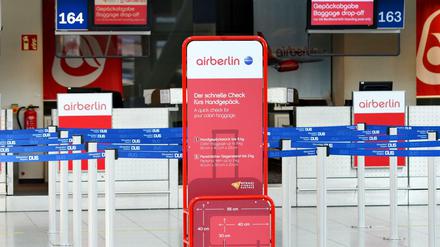 Ein leerer Schalter von Air Berlin in Düsseldorf
