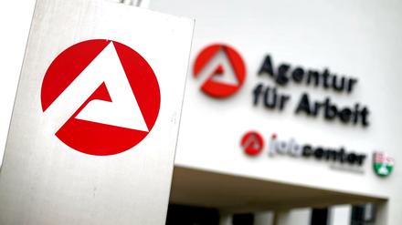 Die Agentur für Arbeit meldete für den August einen leichten Anstieg der Arbeitslosenzahlen. 