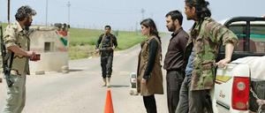 Drei Geschwister, drei unterschiedliche Vorstellungen vom Leben. Die Protagonisten aus "Haus ohne Dach".