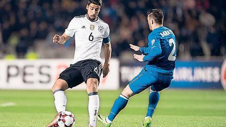 Er fehlt. Sami Khedira muss wegen einer Verletzung passen. 