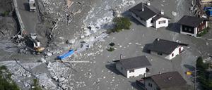 Schlamm und Gesteinsbrocken erreichten am Donnerstagabend wieder Bondo (Bild vom 28. August).