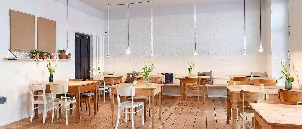 Das Interieur ist hübsch puristisch: das „Hallmann & Klee“ in Neukölln.