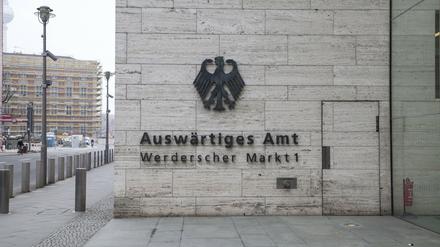 Das Auswärtige Amt teilte mit, die Festnahmen seien Donnerstag erfolgt.