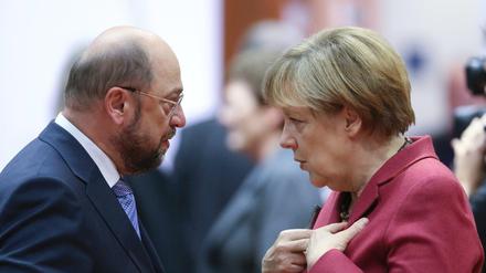 Der damalige EU-Parlamentspräsident Martin Schulz (SPD) und Bundeskanzlerin Angela Merkel sind sich in der Vergangenheit vor allem bei EU-Gipfeln begegnet.