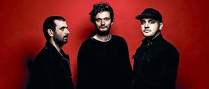 Sebastian Szary, Sascha Ring und Gernot Bronsert sind Moderat.